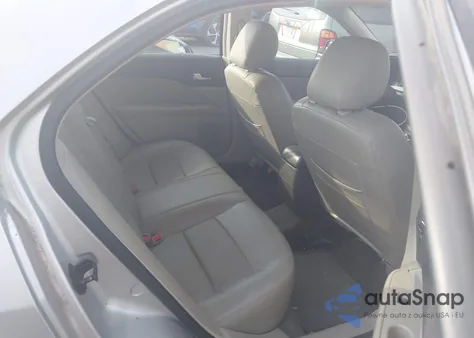 2011 Ford Fusion Se z USA, uszkodzony, nr VIN 3FAHP0HG4BR295600